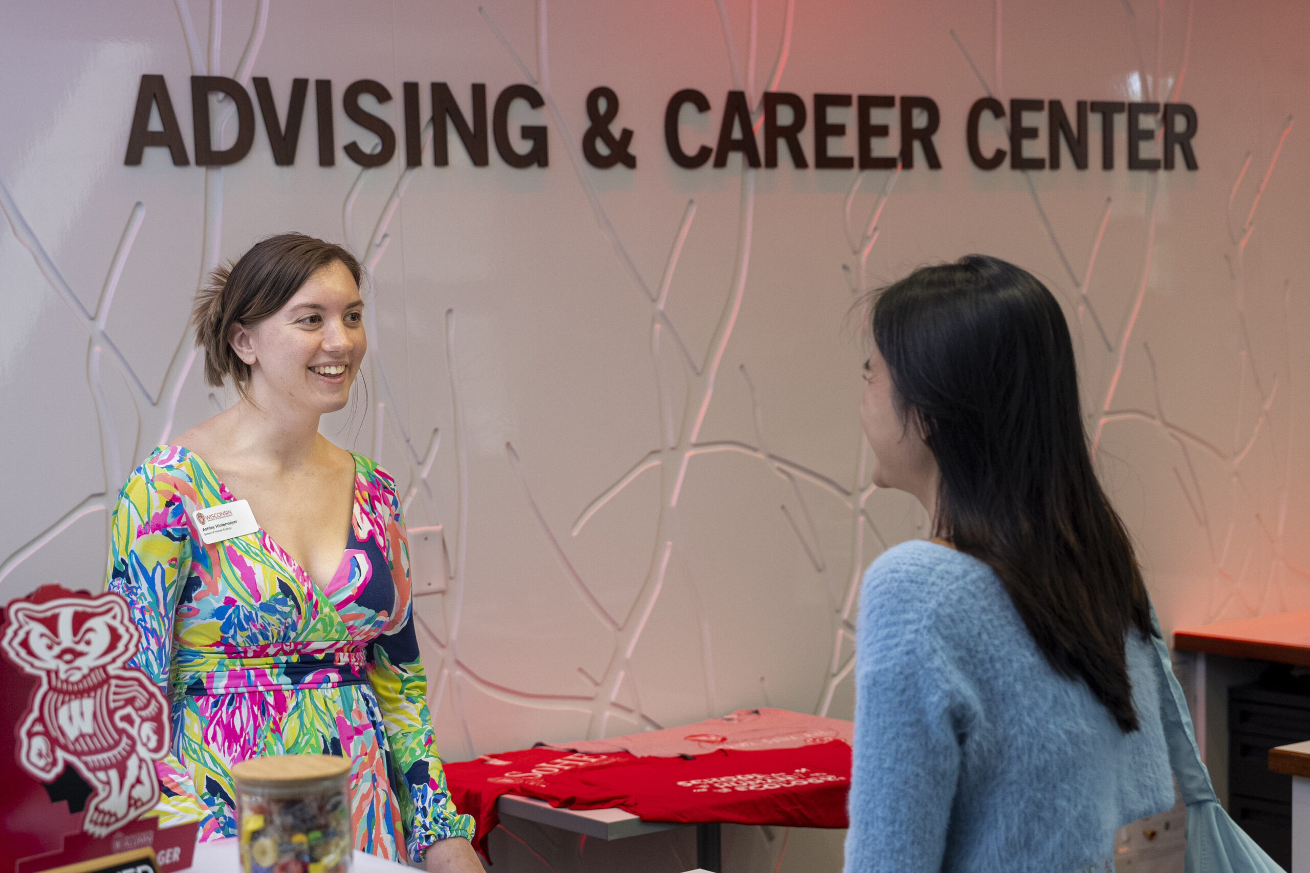 Advising and Career Center welcoming a student