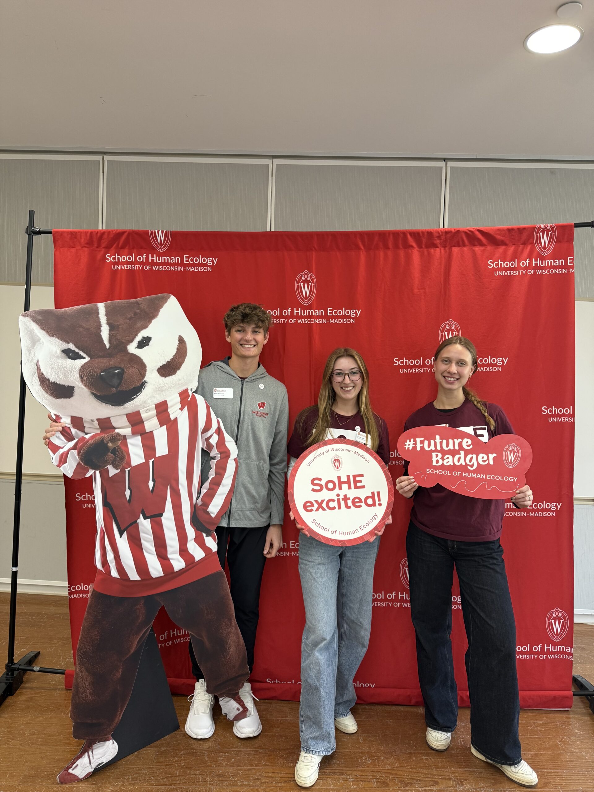 Student ambassadors and Bucky Badger